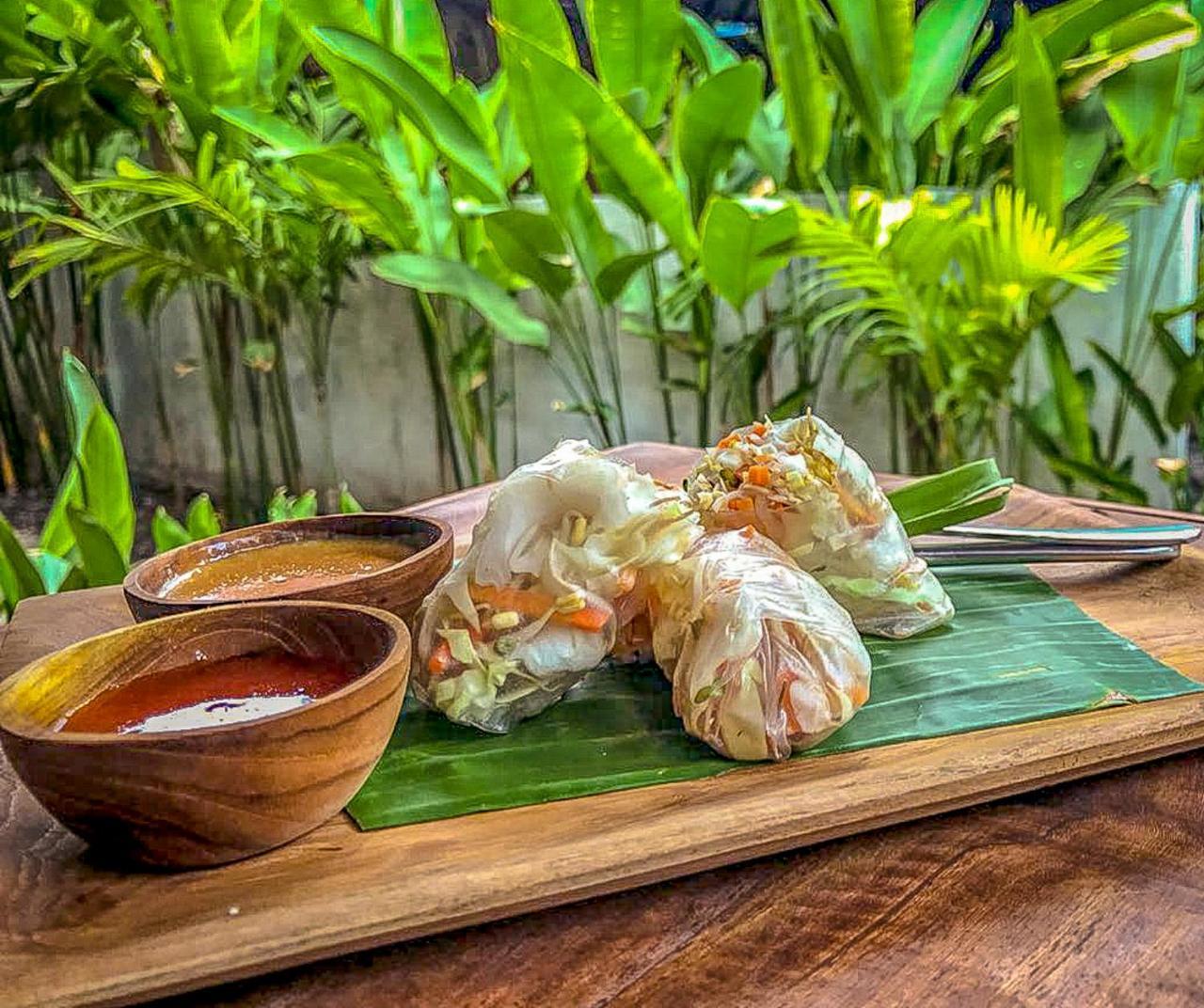 Green Garden Lembongan Yoga Spa And Holistic Healing Center Exterior photo