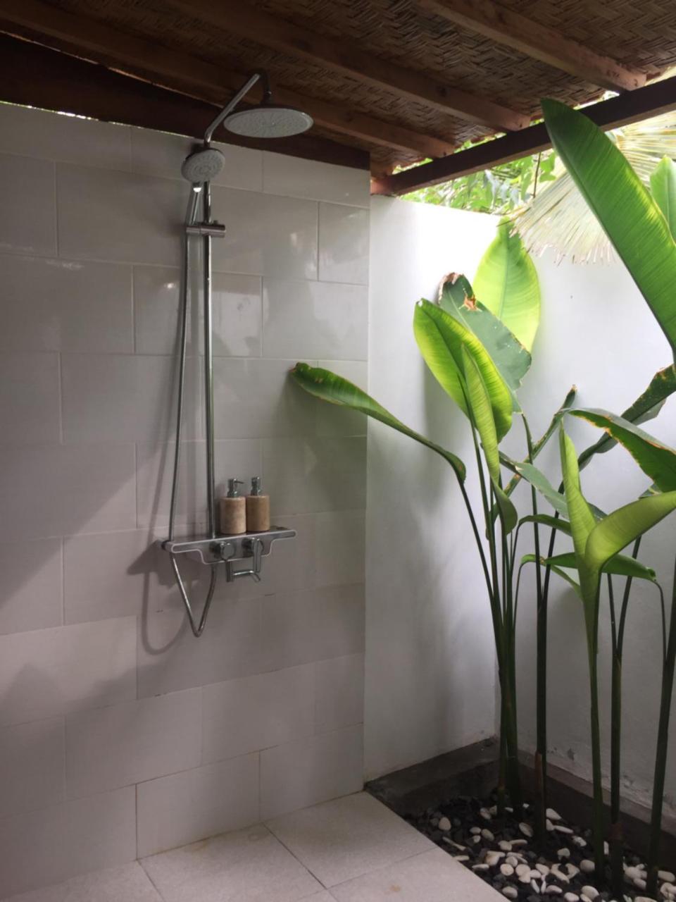 Green Garden Lembongan Yoga Spa And Holistic Healing Center Exterior photo